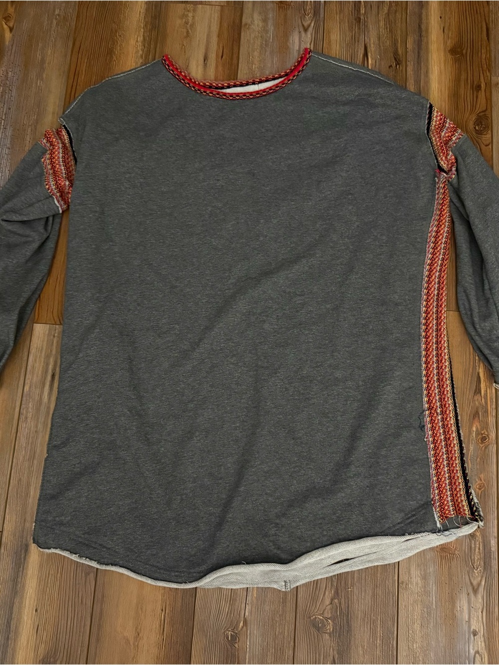 NATURAL LIFE Gray Top with Red and Orange Trim